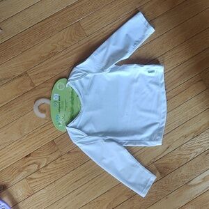 NWTiplay by Greensprouts rashguard shirt with UPF 50+, size 18 mos, color white.